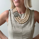 Elegance at the Forefront / Re~Vintage