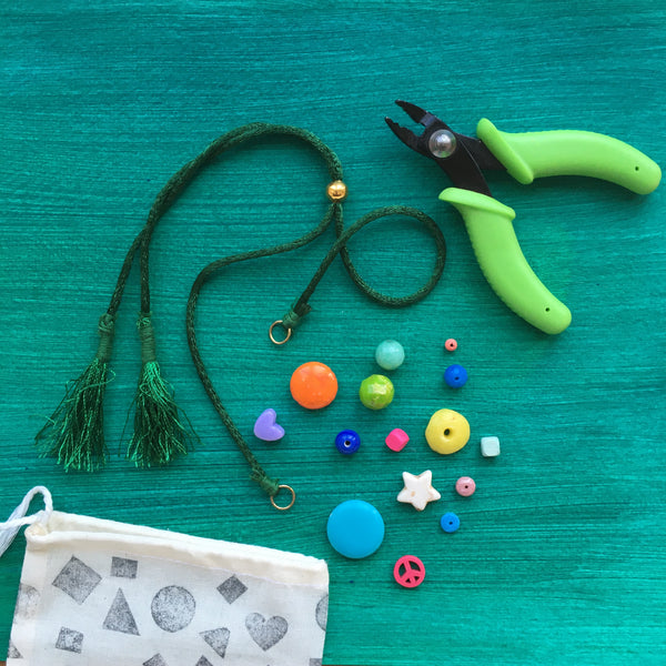 DIY Necklace Kit / GREEN
