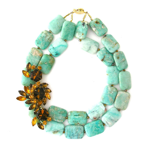 Retains Resplendence